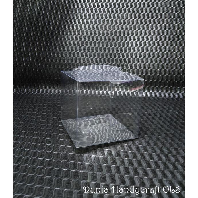 

Mika Engsel 7,5 x 7,5 x 7 Kotak Mika Souvenir Pernikahan Acara Hajatan duniahand1 dijamin