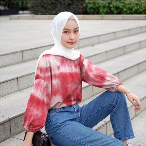 iseven p LUCY TOP ( TIE DYE )