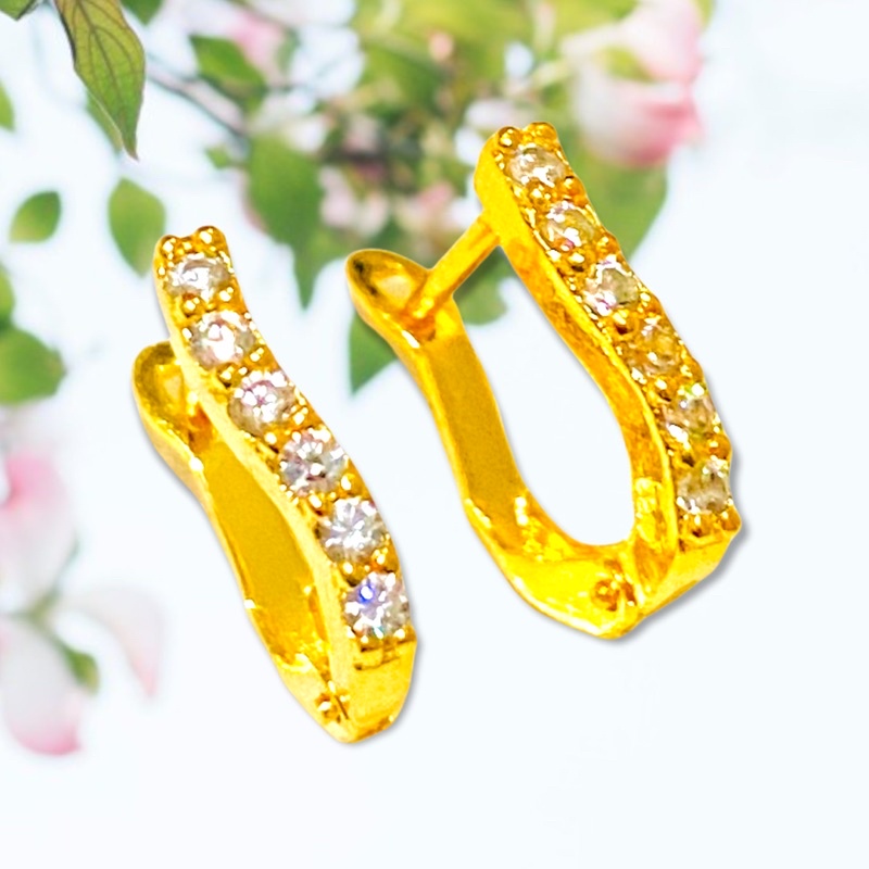 Anting wanita //anting klip //anting permata //perhiasan wanita