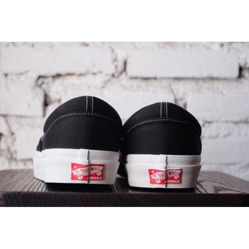 Vans Vault Slip On OG Black/White Original BNWB ( 2016)