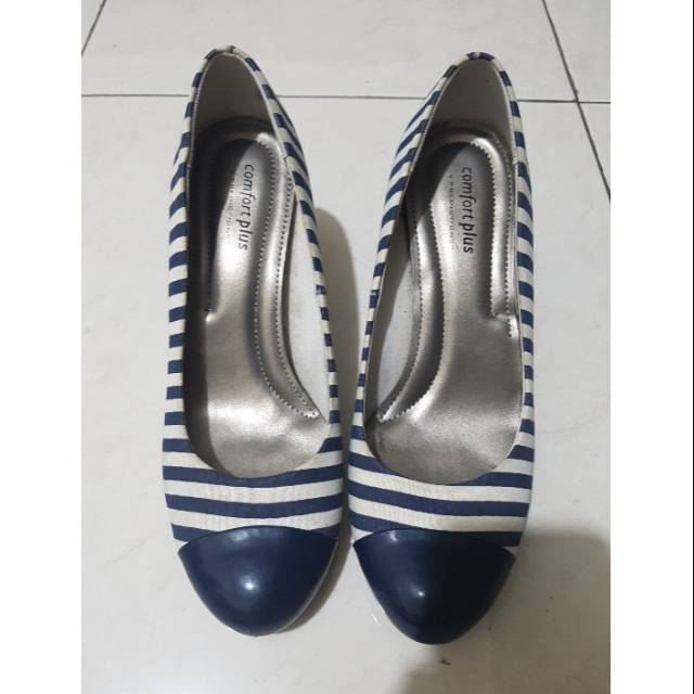 Sepatu comfort plus size 7.5 sepatu heels