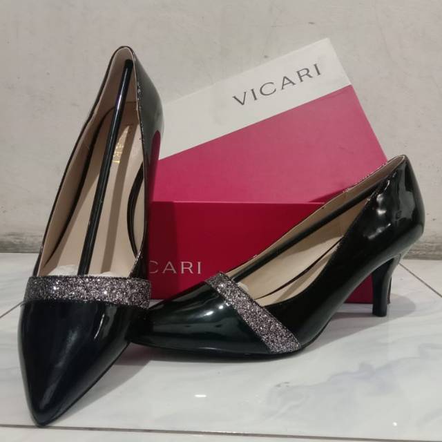 Sepatu formal VICARI