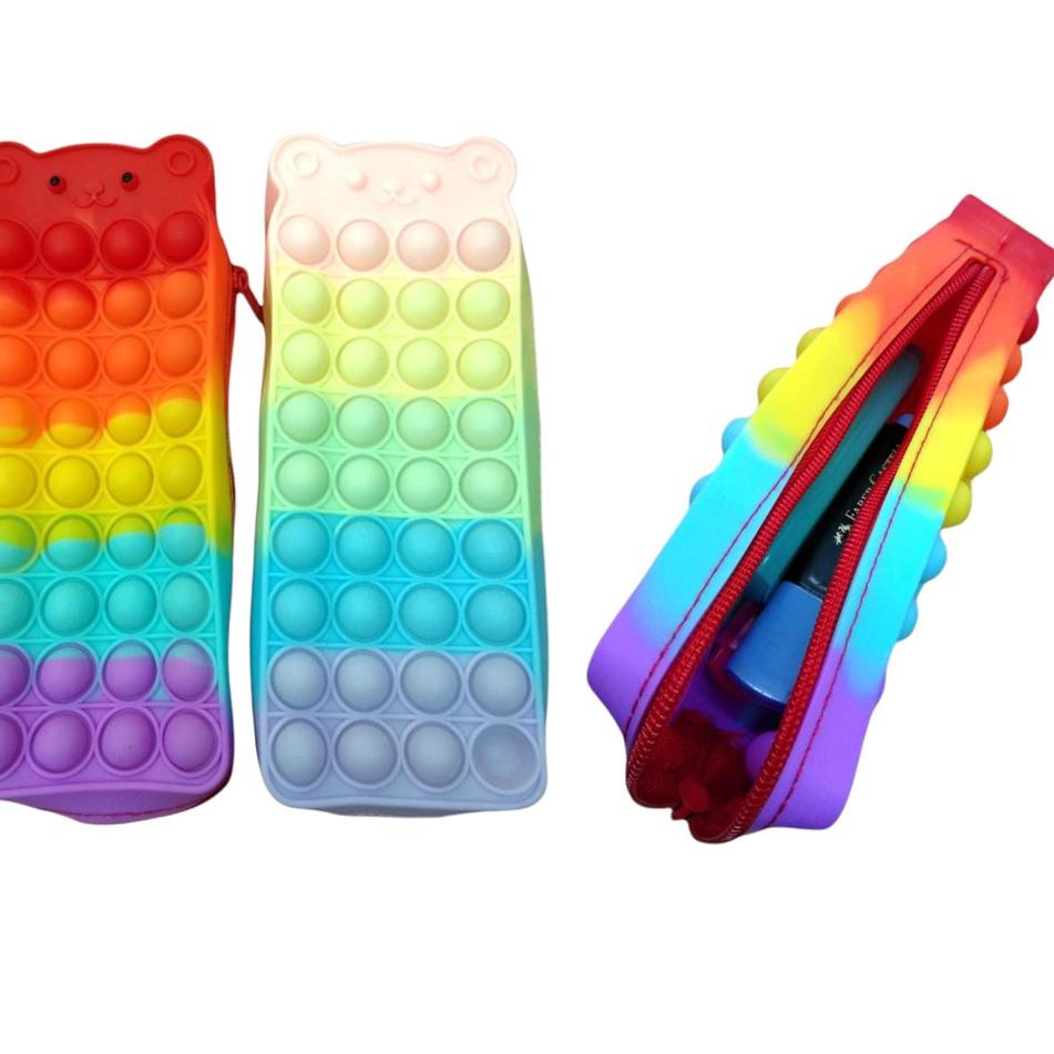 

Kejar Diskon TEMPAT PENSIL POP IT / KOTAK PENSIL POPIT