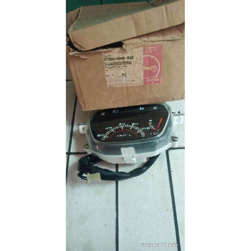 Speedometer astrea grand original