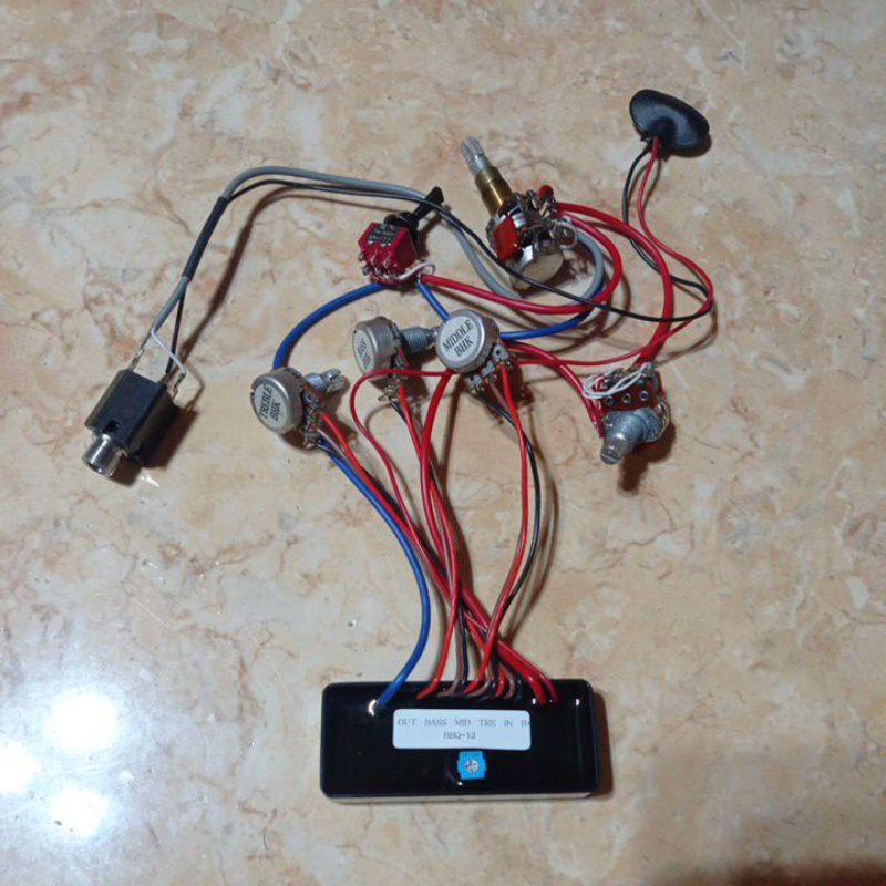 Preamp Bass 5 Channel 3 Band dan 4 Chanel 2 Band Preamp Bass BEQ 12 Aktif