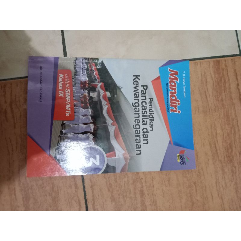 

BUKU PAKET MANDIRI pkn kelas 9 bekas tapimurah