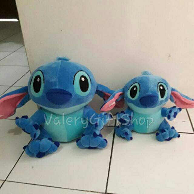 Boneka Stitch Biru ukuran 30cm (paling besar di foto)