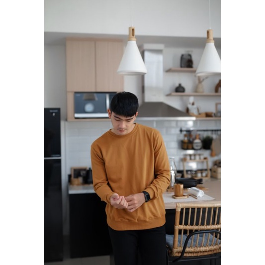 Mubeng Crewneck Comfy Brown