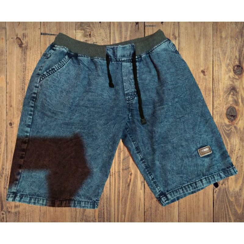 Chinos pendek rip // chinos pendek pinggang karet // chinos pendek kekinian // chinos pendek murah