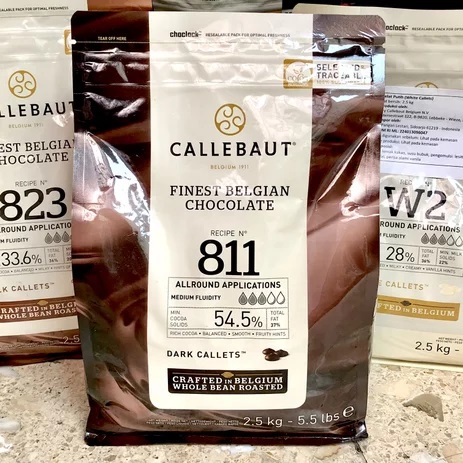 

Callebaut Dark & Milk Callets Chocolate 1kg (Coverture Chocolate)
