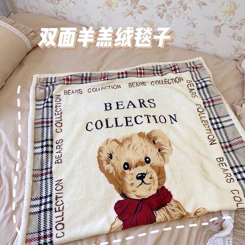 PREMIUM QUALITY SELIMUT BULU HALUS MOTIF BURBERRY BEAR SIZE 95X135CM / AESTHETIC BLANKET / FLUFFY BLANKET / SELIMUT LEMBUT DAN MEWAH KARAKTER ESTETIK / SELIMUT DEWASA BERKUALITAS