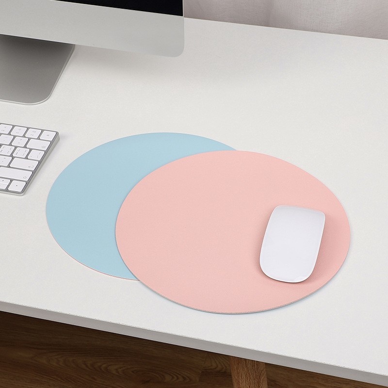 Universele Anti-Slip Mouse Pad Alas Mouse Bulat Bahan Kulit PU Alas Keyboard Tulisan Tahan Air Warna Solid Alas Mouse Sederhana