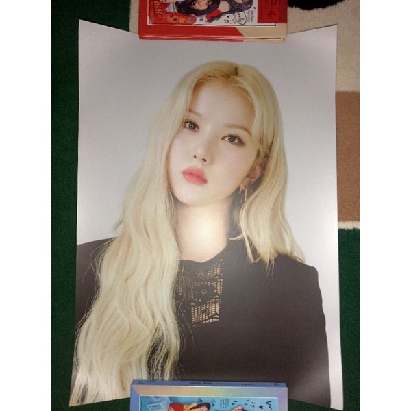 Official Gfriend Poster NYEL