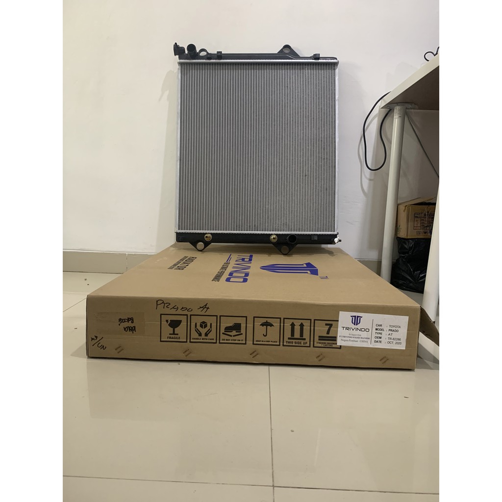 RADIATOR ASSY TOYORA LAND CRUISER PRADO MATIC / AT TR-82286 TRIVINDO