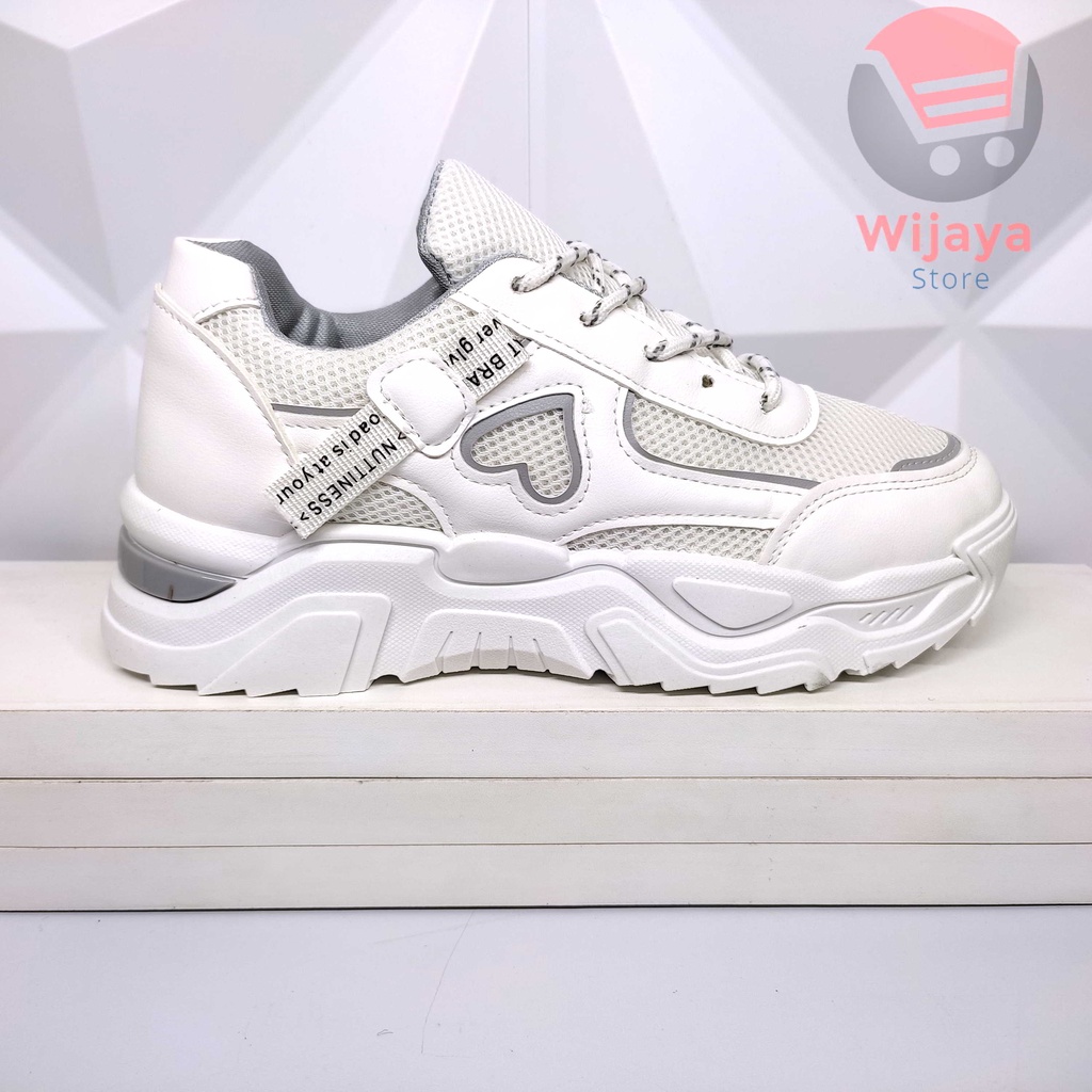 Sepatu Wanita Sneakers Putih RAFA SHERLY Korean Style Fashion Shoes Sport untuk Penampilan yang Stylish VEGA