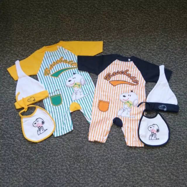 Set Sleepsuit Jumper Bayi Motif Snoopy