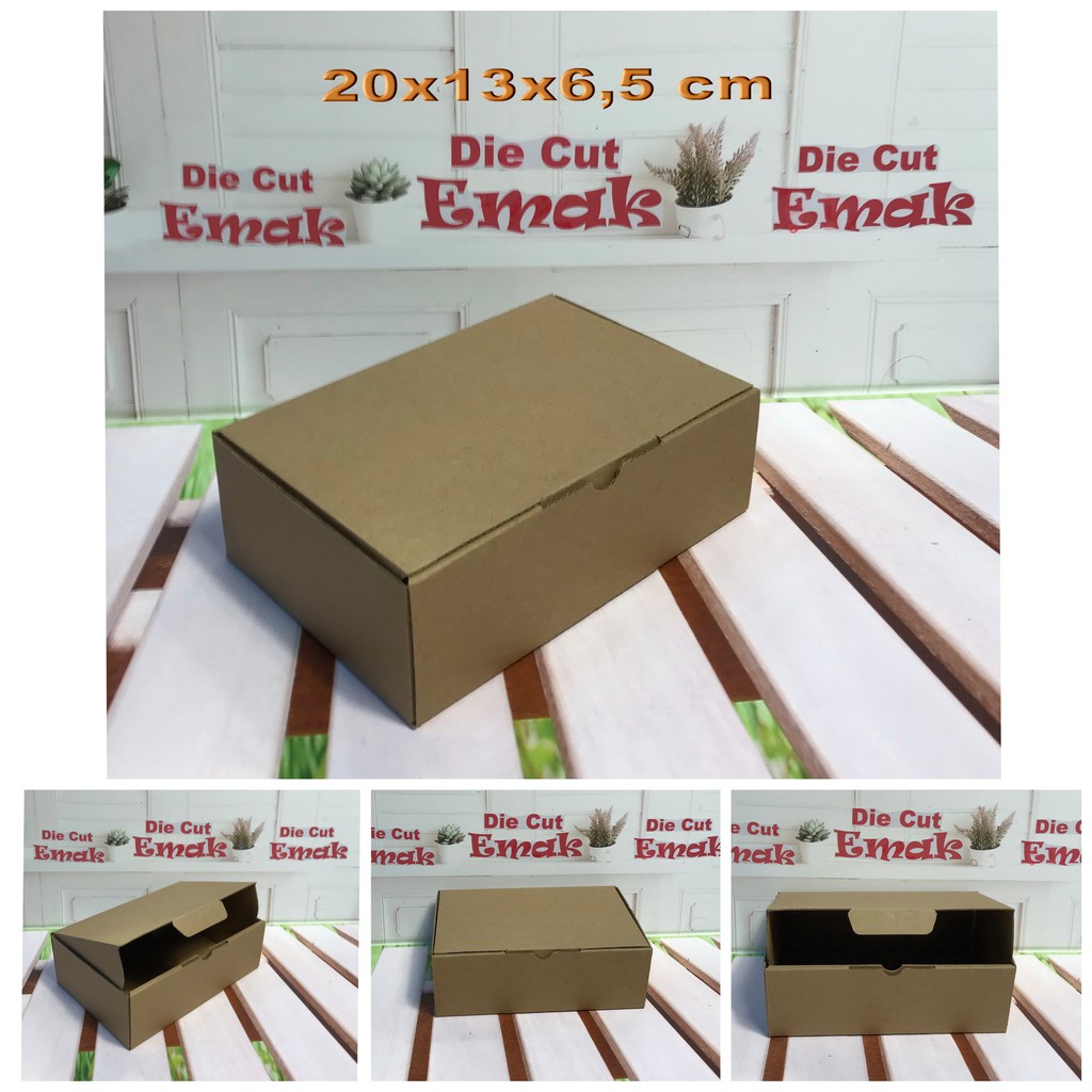 

kardus uk.20x13x6,5 cm kotak box karton Die Cut