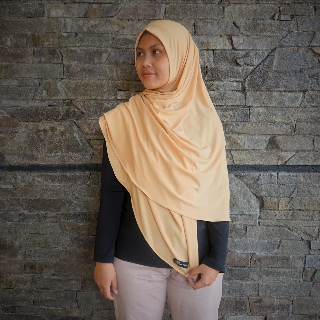 Mum Hijab Jilbab Instan Jersey Hanum 3 in 1 Mumhijab  / Hijab jersey / Pashmina jersey-Cream
