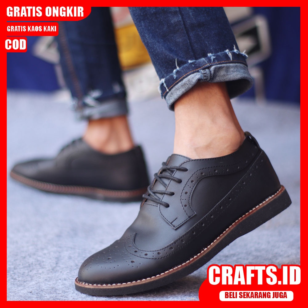 CRAFTS X SAGA Sepatu Formal Casual Kulit Syntetic Sepatu Casual Pantofel Kerja Kantor Kondangan Cowok Pria