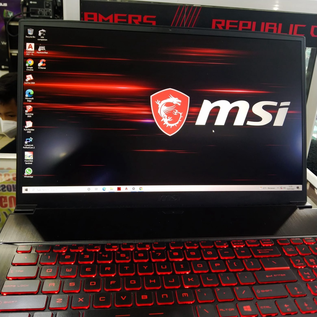 LAPTOP DESAIN PROGRAMMER GAMING MSI GF75 CORE I7 GEN10 SSD 512 RAM 8GB VGA GTX 1650 GARANSI ON  LIMITED EDITION  17 INC