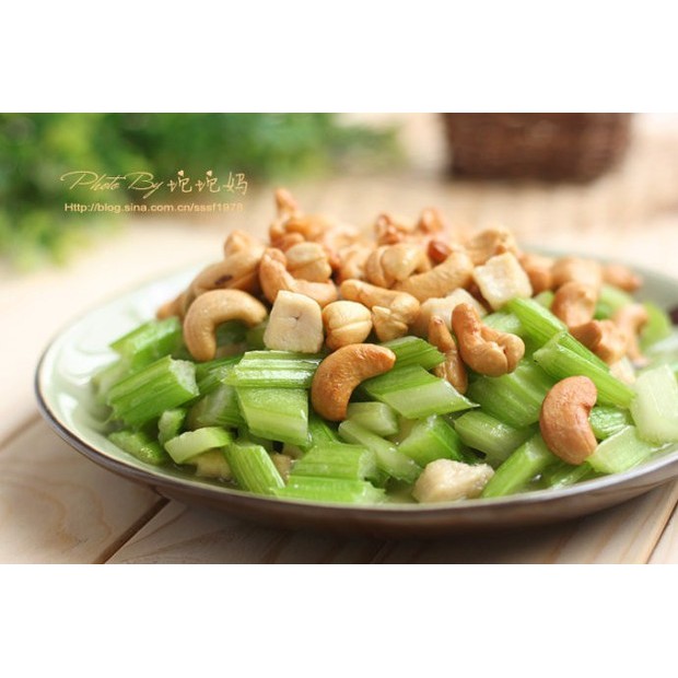 Kacang Mede Kacang Mete Cashew Nut rasa original asin gurih 100 g