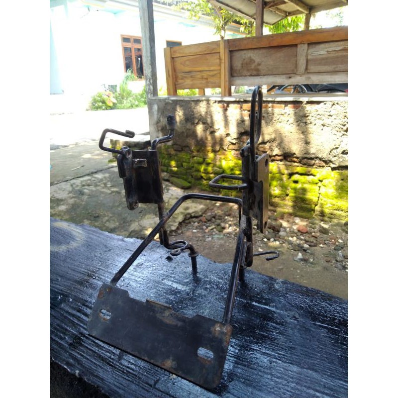 BREKET LAMPU TIREV BARONG 2013 ORIGINAL PANGKON TIGER REVO ORI CABUTAN COPOTAN 2010 2011 2014