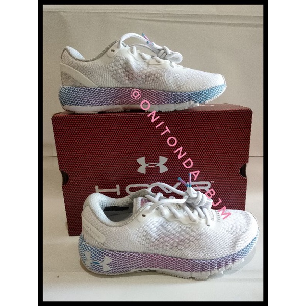 Under armour W HOVR Machina 2 CLRshft