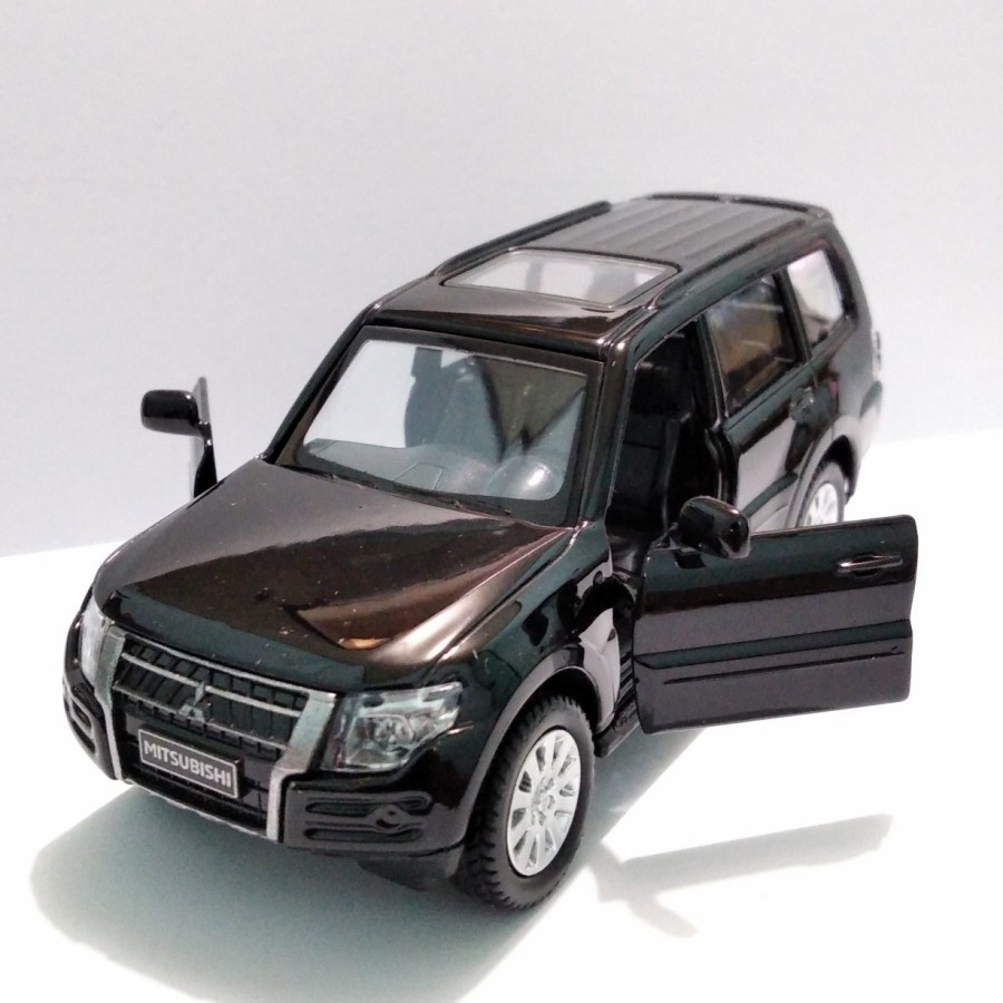 Miniatur Mobil Diecast Apolo MSZ Mitsubishi Pajero 4WD Turbo DP
