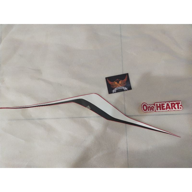 striping sticker body belakang KEMPOL blakang new CBR 150 r cbr150 r