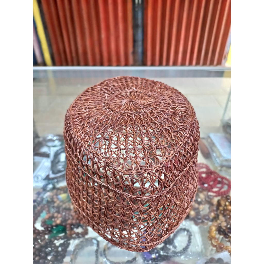 Peci Kopiah Rotan Khas Kalimantan