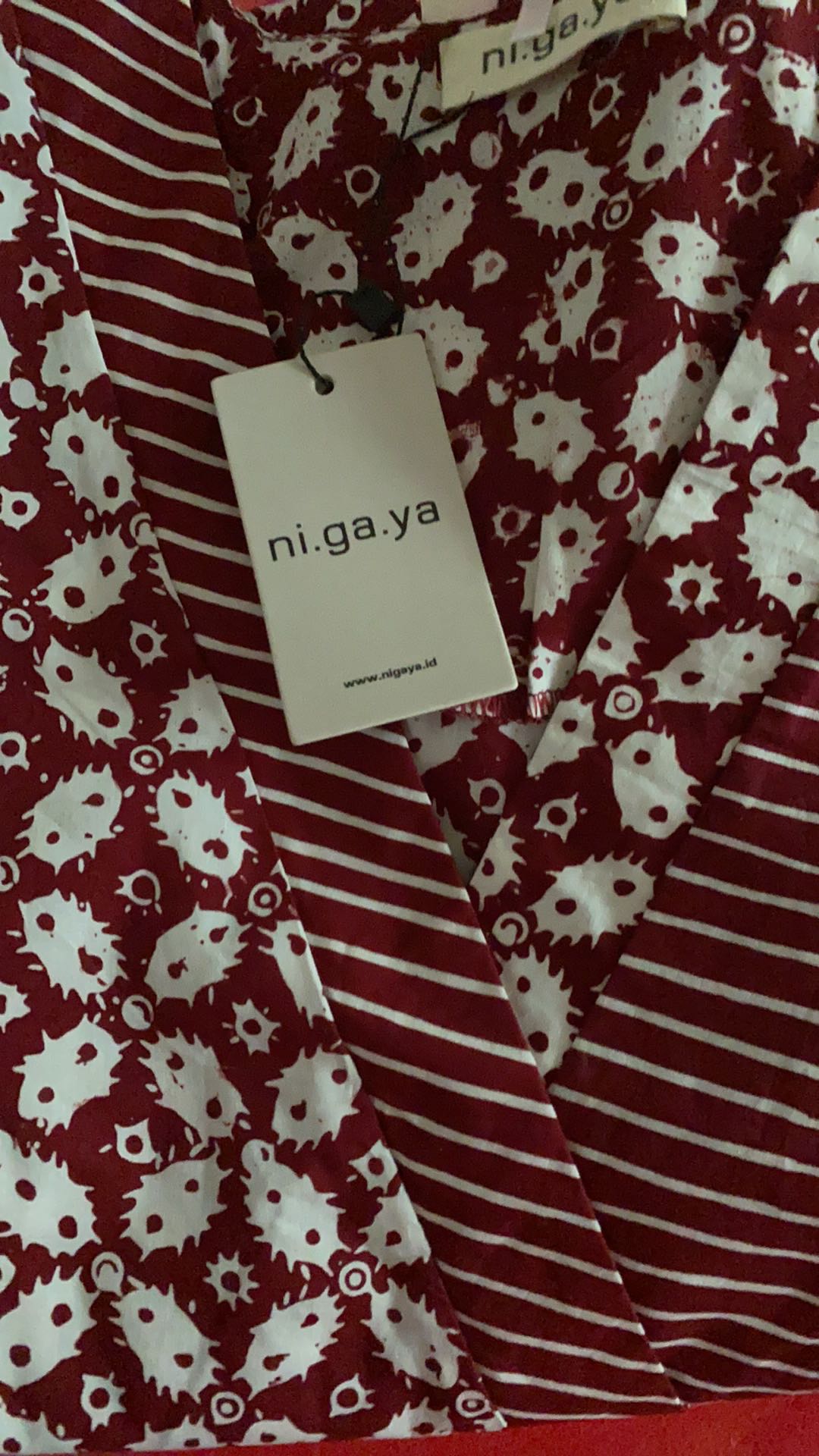 Mirtha Top - Nigaya Batik - Batik Wanita Kerja | Blus Batik Wanita | Baju Batik Wanita Modern