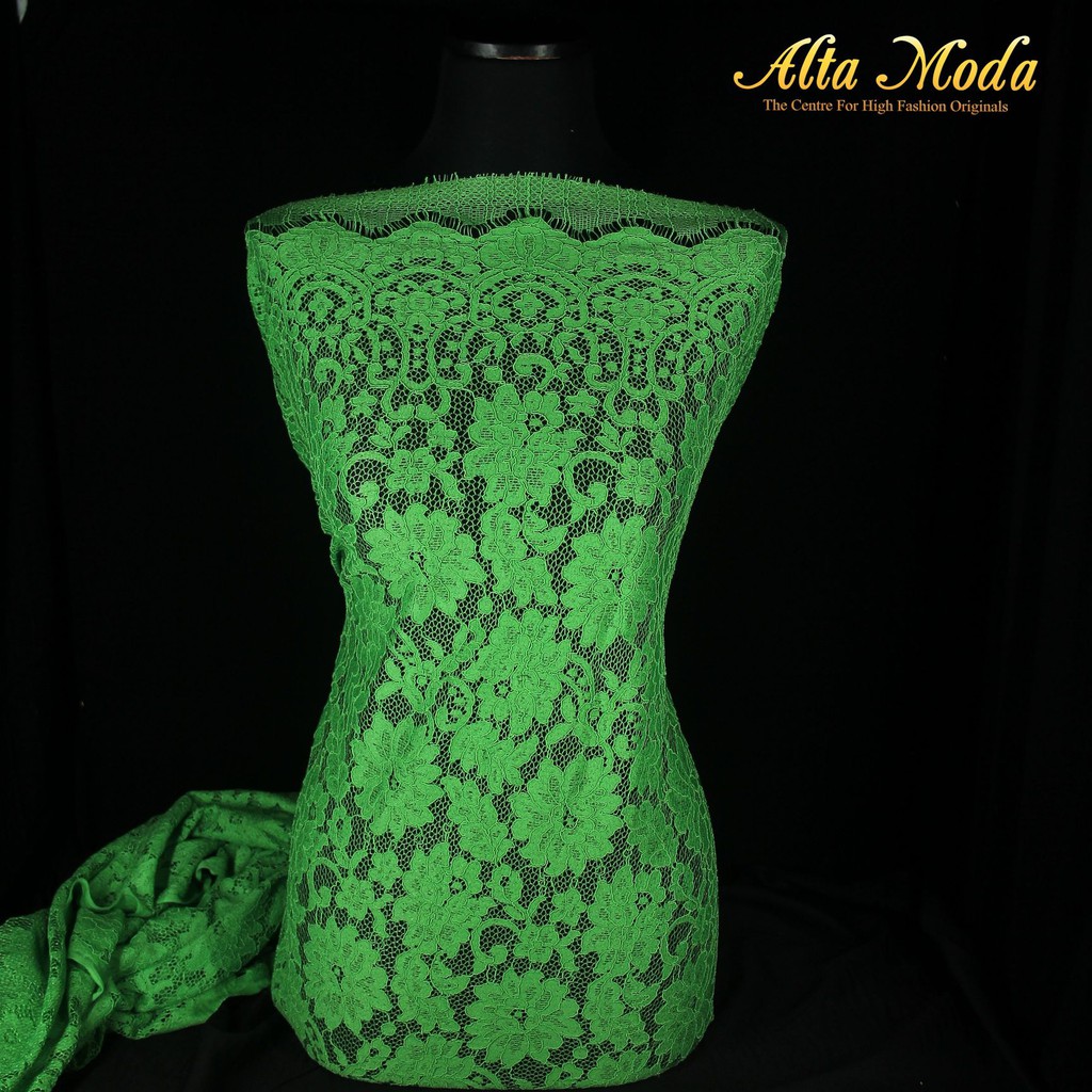 

Alta Moda Brokat Semi Perancis Cord Kraton Bunga Hijau (2.5M)