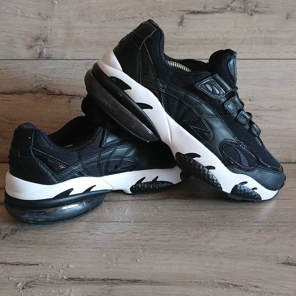 puma venom black