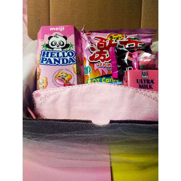 

hampers snack pink