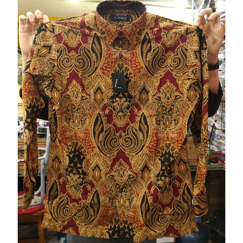 Kemeja Pria Batik Alisan Panjang Slimfit Motif Keraton Tosca Merah Hit Cuci Gudang 