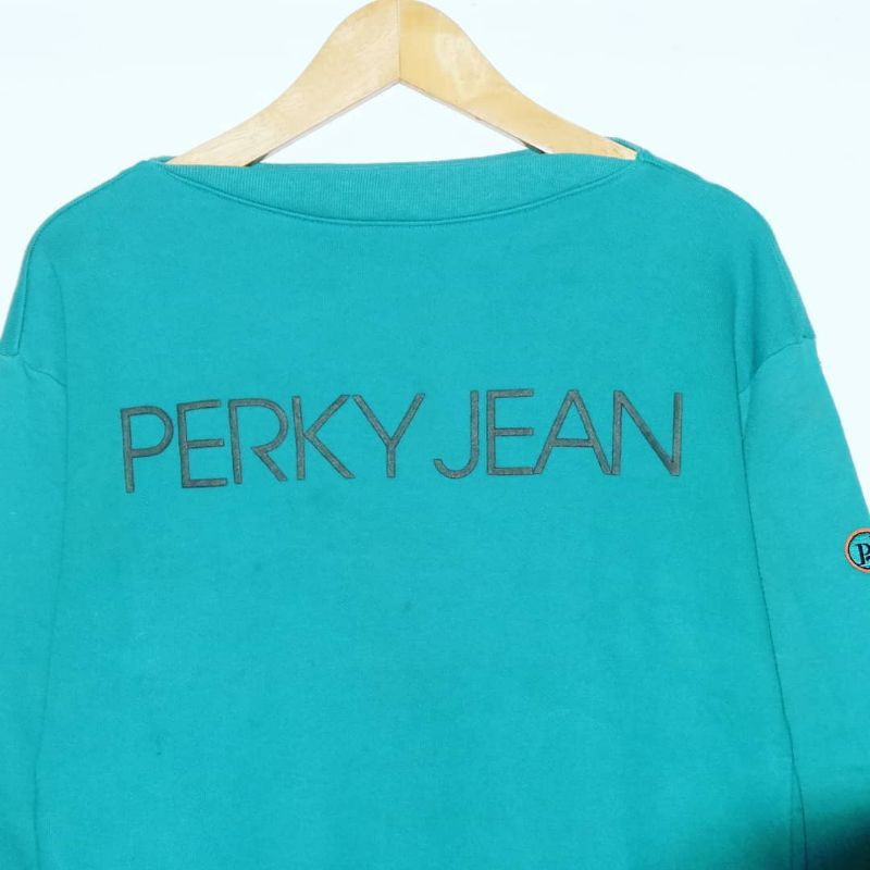

CREWNECK HIJAU PASTEL. KODE : CN HPT