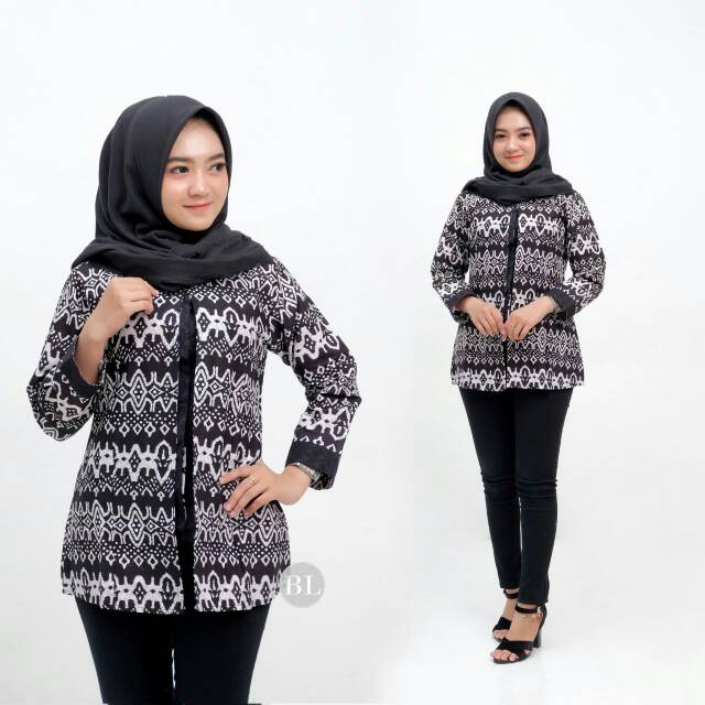 Blus batik kacing depan boleroo