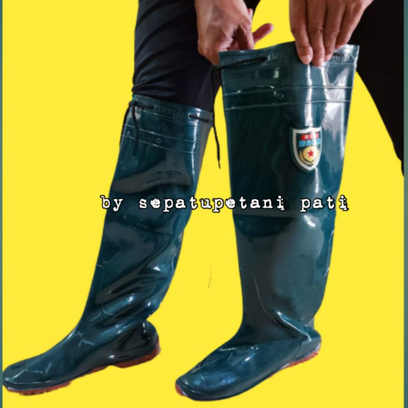 SEPATU BOOT BOOTS BOT But Sawah Petani Nelayan Rawa Kebun Mancing Ladang Panjang Karet 60 Cm Anti Keong Bukan AP Biru Import Banjir Lumpur Anti Air Serbaguna Lentur Tanpa Sambungan Safety Pria Wanita Beling Ular Pantai Traktor Pasar Mekanik Tali
