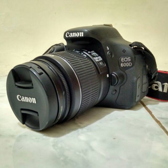 Canon EOS 600D + lensa tele & fix