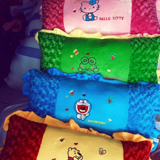 BANTAL CINTA JUMBO..ukuran 70 cm x 43 cm