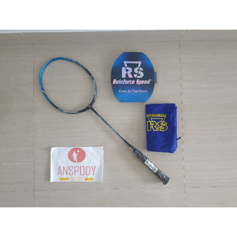 RAKET BADMINTON RS OCTAGON 01 CONTROL