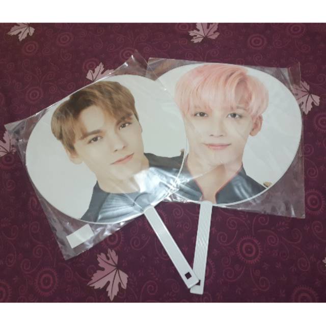 Seventeen Uchiwa (Jeonghan/Vernon)
