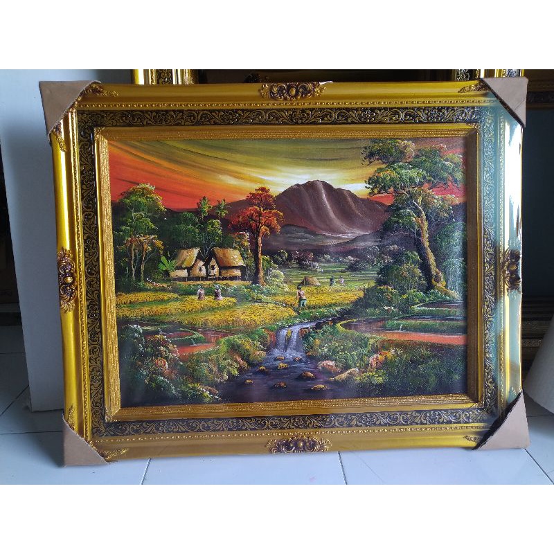 lukisan pemandangan alam sudah dengan pigura kayu