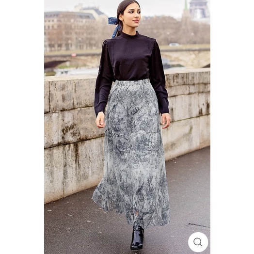 El Mar Minorca Benang Jarum Flowy Skirt  Grey size S