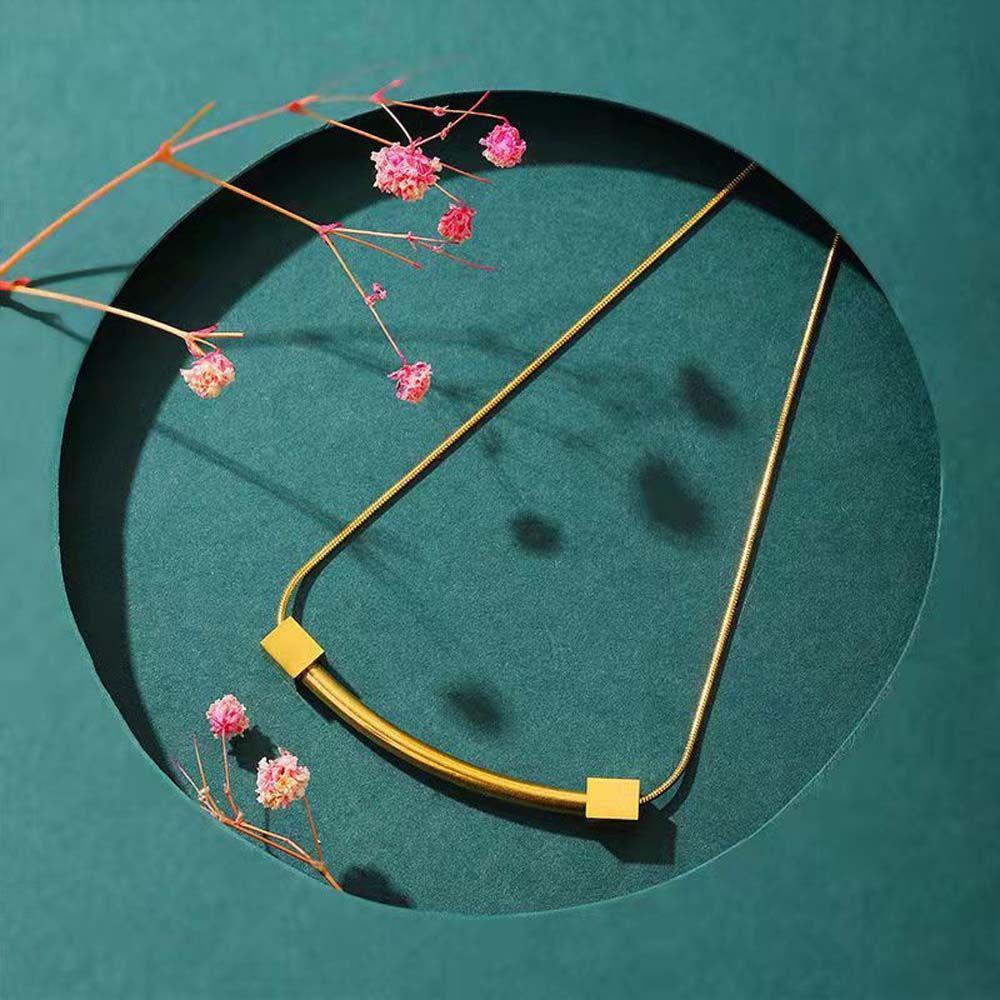 Mxbeauty Kalung Wanita Punk Fashion Warna Emas Fashion Perhiasan Gothic Titanium Steel Gaya Korea