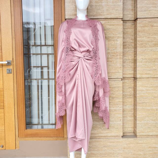 1 SET PREMIUM RAISA (outer + daleman + rok lilit) TUNIK KONDANGAN / WISUDA / LAMARAN / BRIDESMAID