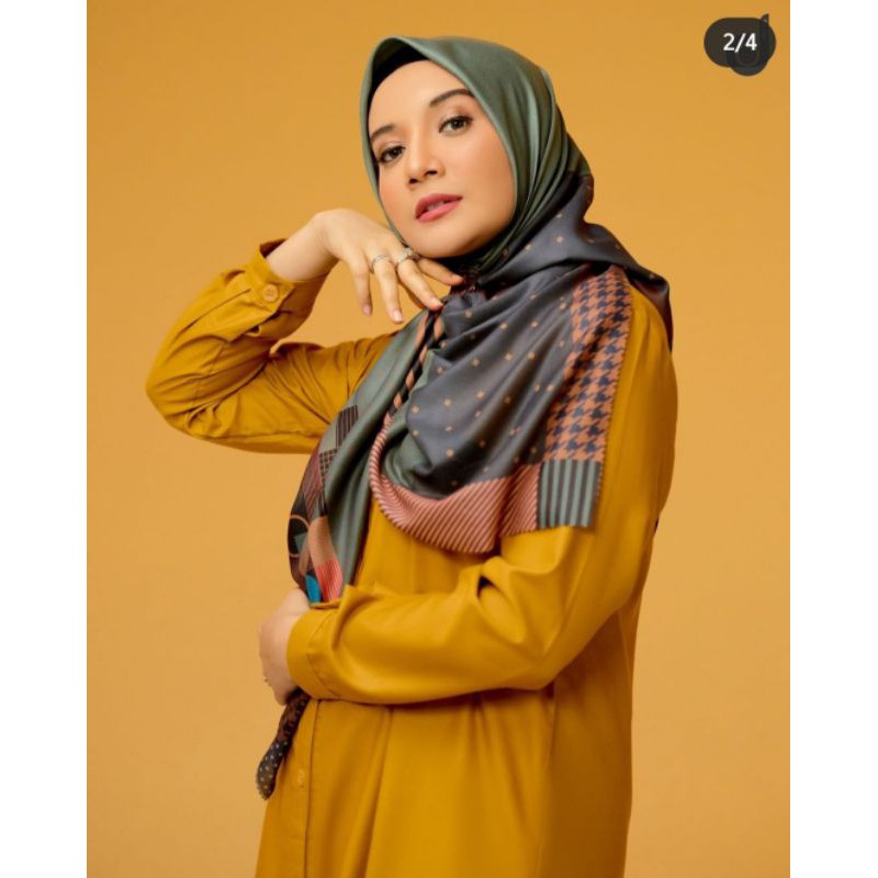 NEW SPARKLE DEENAY SCARVES X ZASKIA SUNGKAR