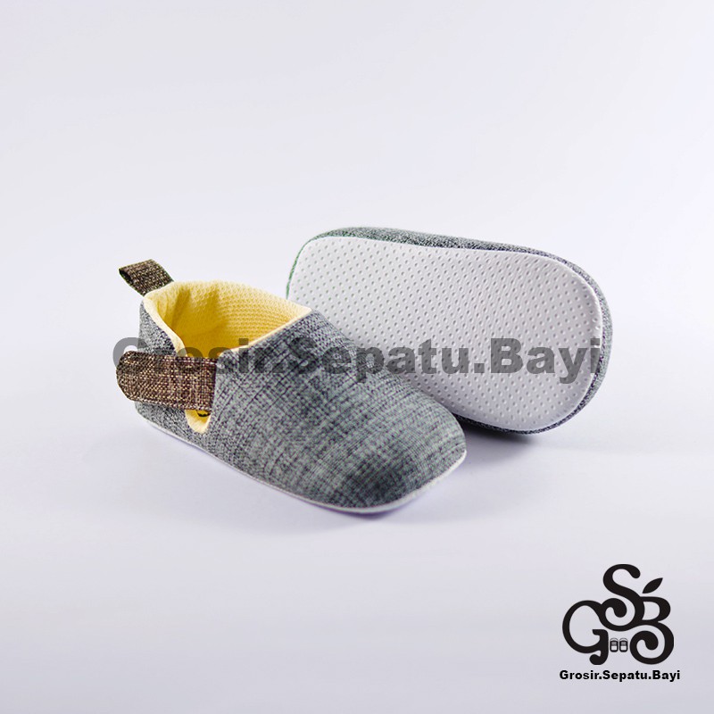 sepatu bayi baby shoes prewalker laki laki umur 2 sampai 14 bulan model velcro PREMIUM warna abu abu