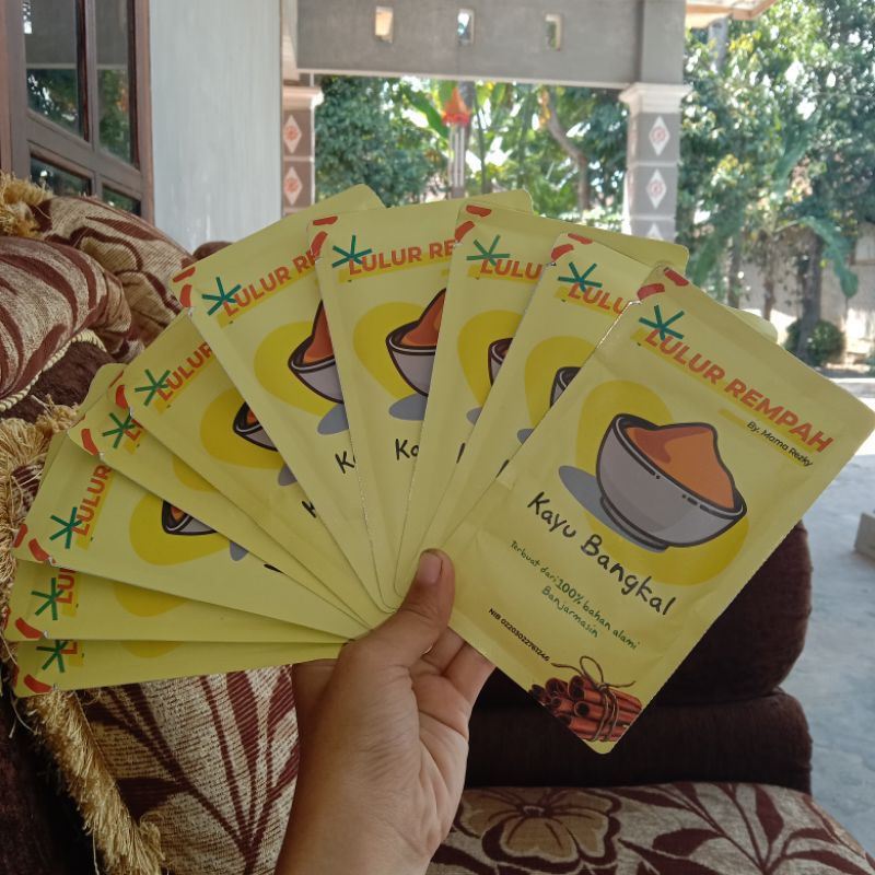 LULUR REMPAH KAYU BANGKAL 10 gr