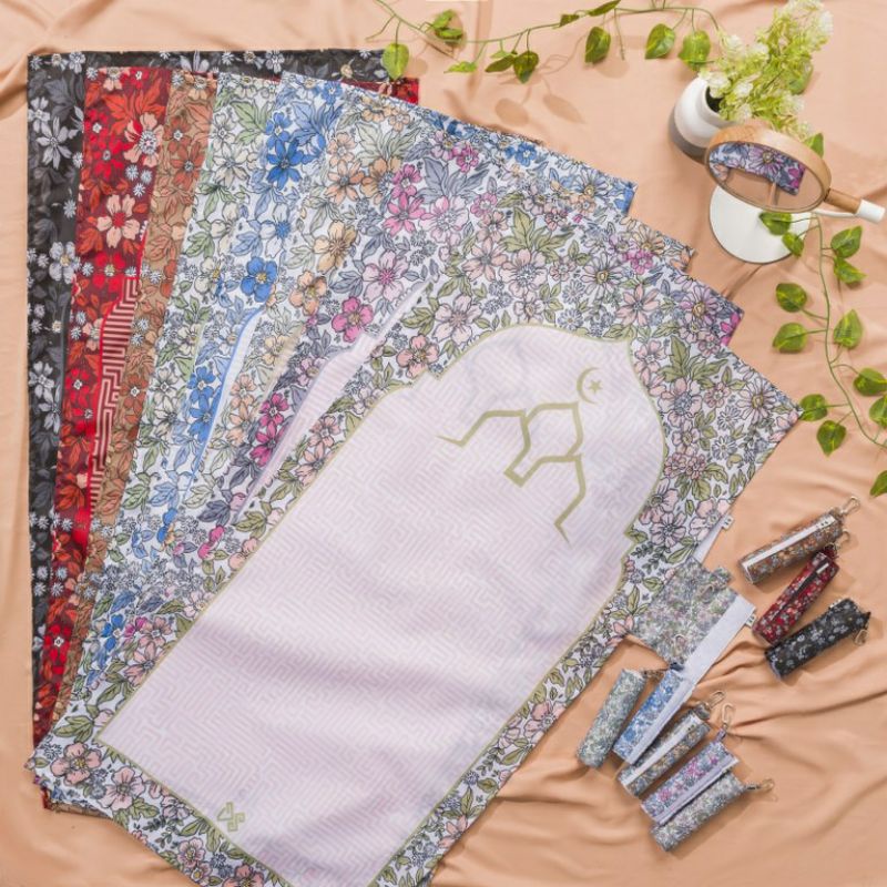 sajadah waterproof sajadah terkecil traveling sajadah polos